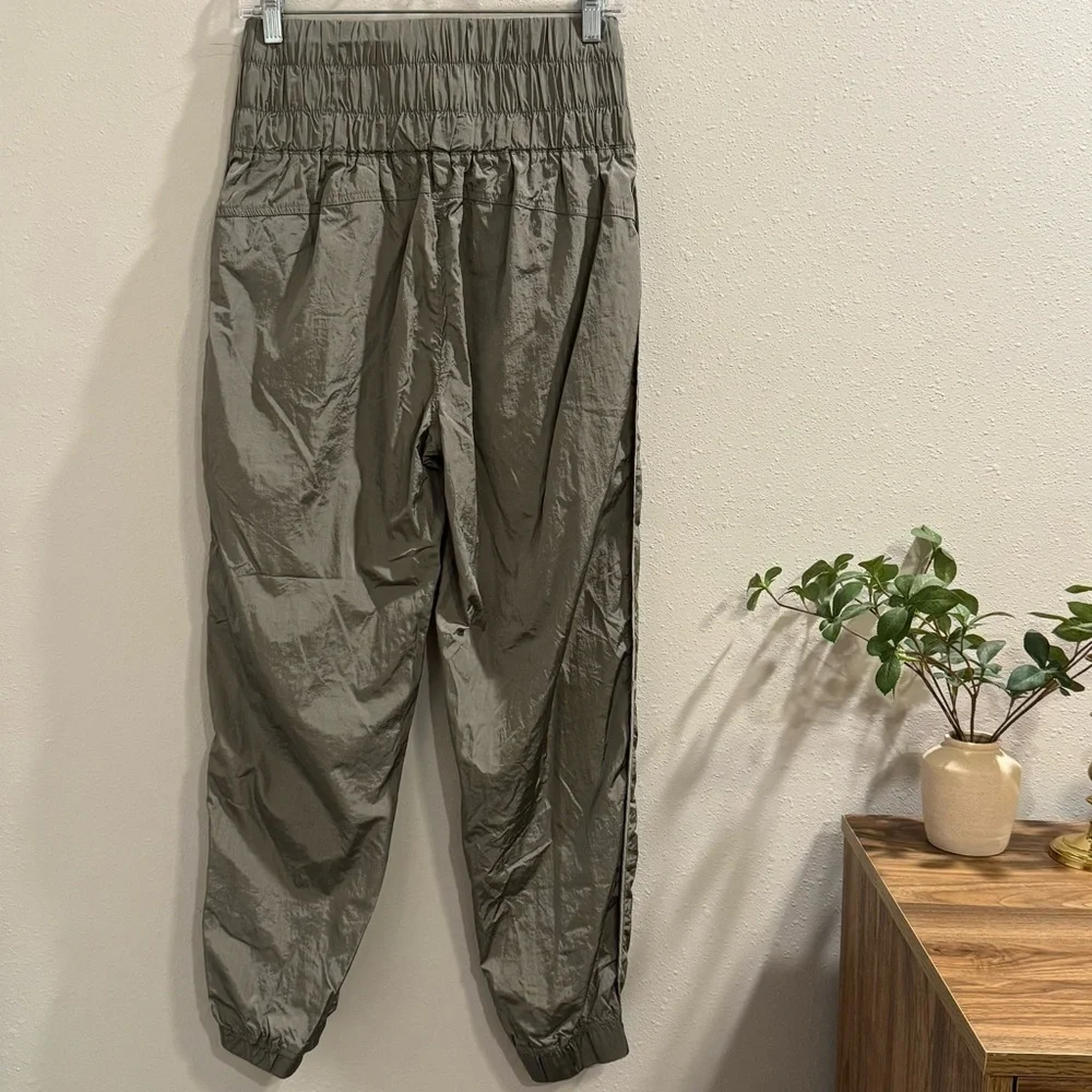 Free People Movement Women’s Small Way Home Nylon High Rise Jogger Athleisure